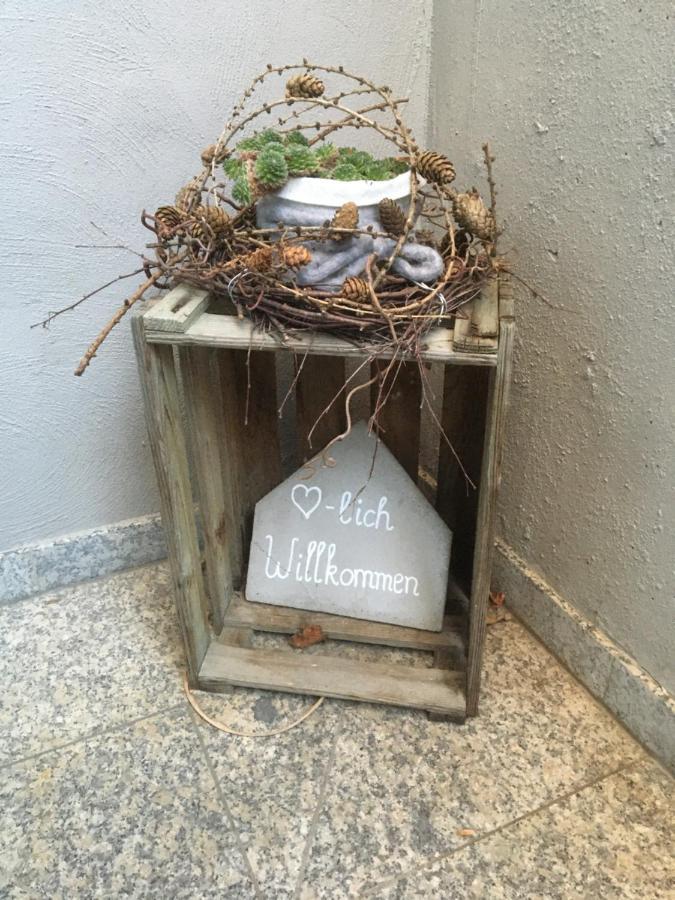 Souterrain Ferienwohnung Im Acherner Weg Exterior foto